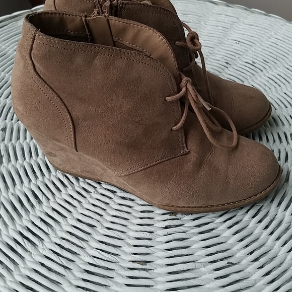 Pink Wedges - Picture 2 of 5